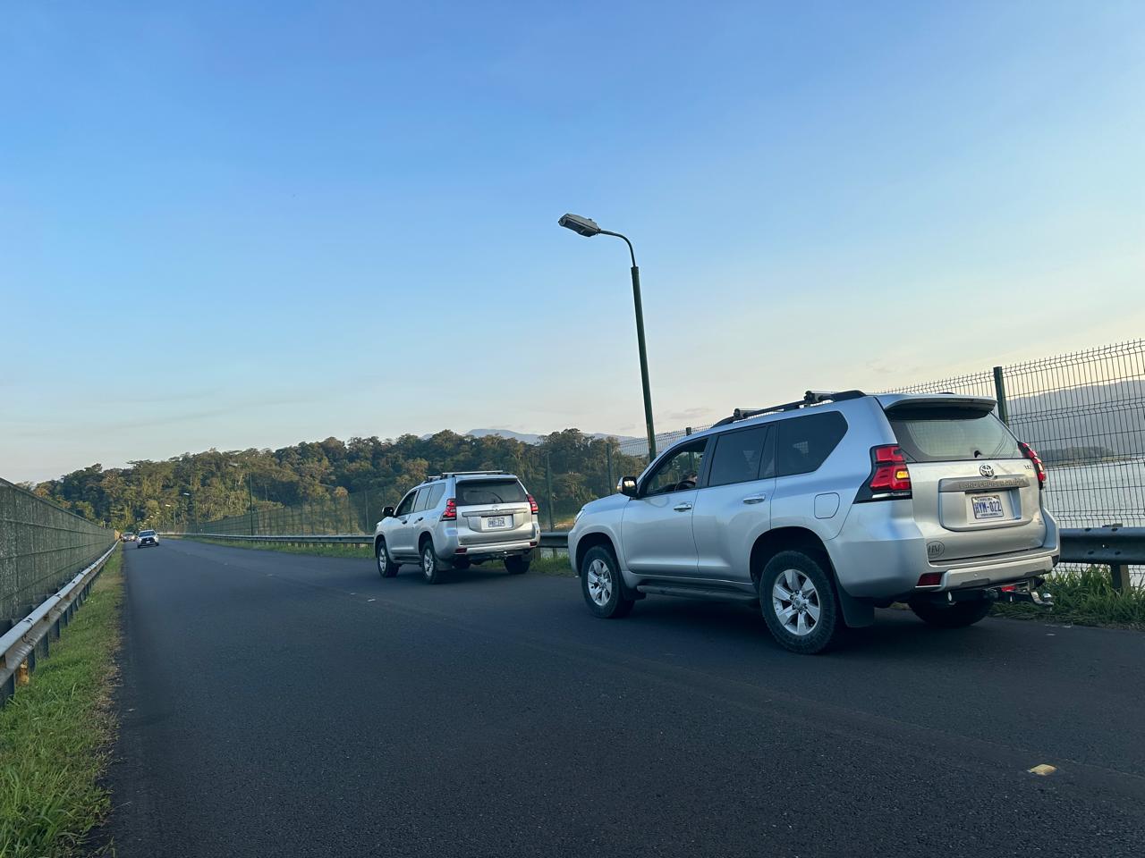 SUV
